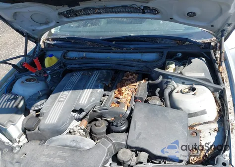 2004 BMW 325It из США, поврежденный, VIN WBAAX13454PJ00853